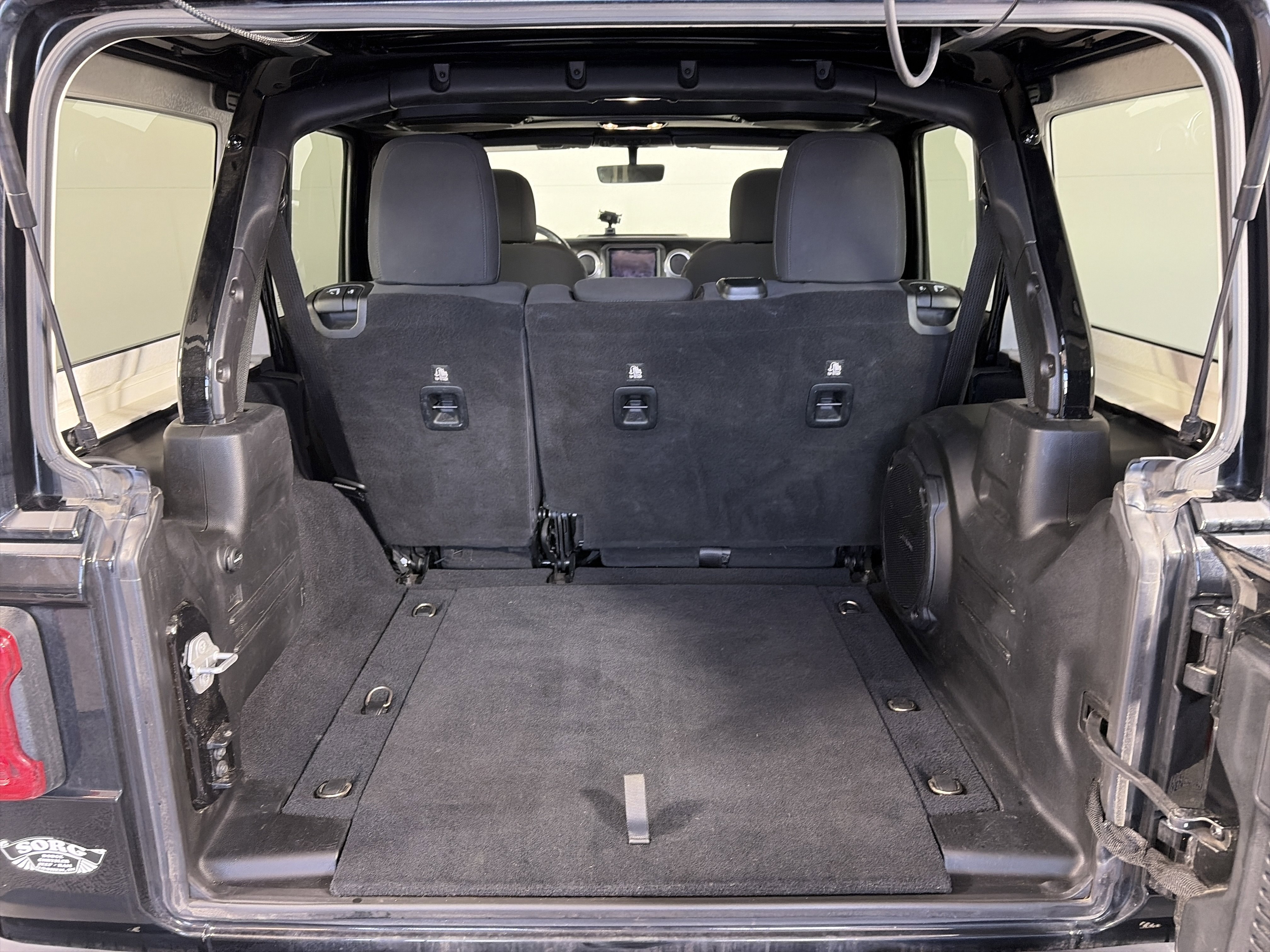 Used 2019 Jeep Wrangler Unlimited Sahara image 14