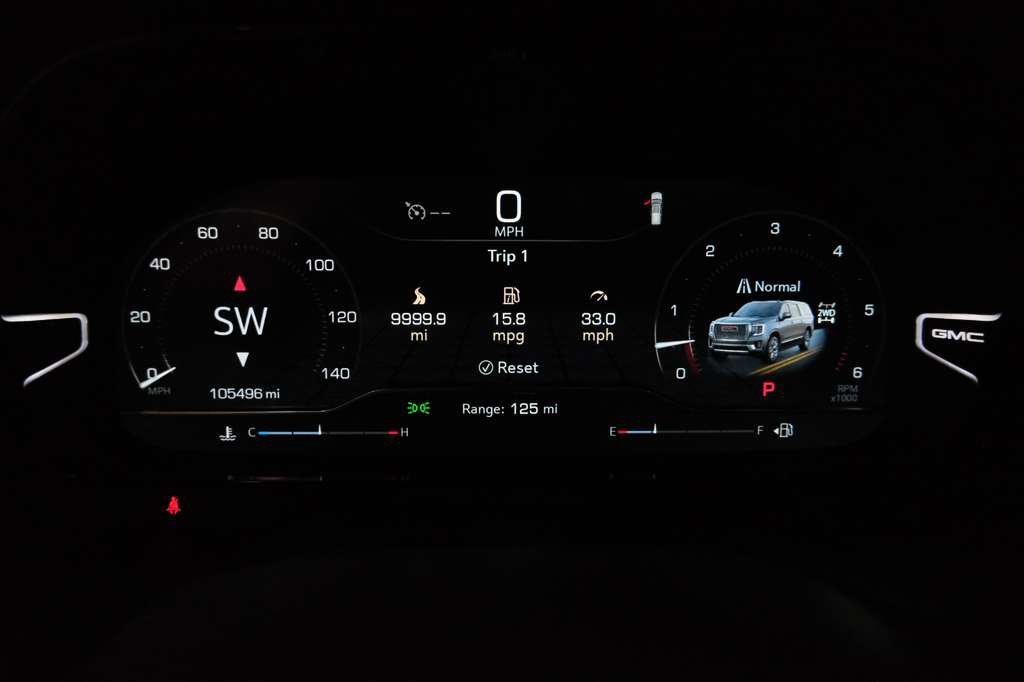 Used 2022 GMC Yukon XL Denali w/ Advanced Technology Package AWD/4WD image 43