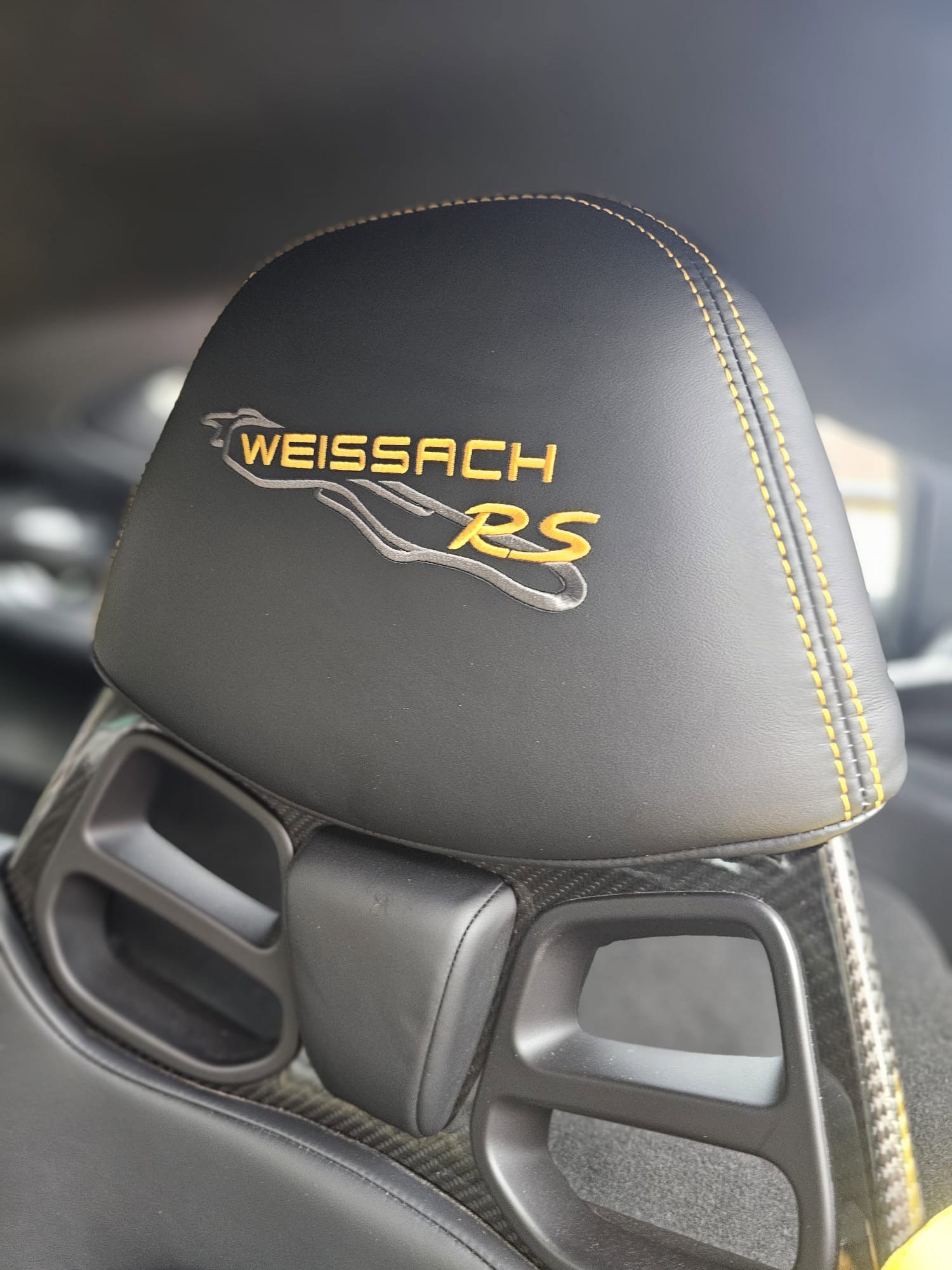 Used 2024 Porsche 718 Cayman GT4 RS RWD image 13