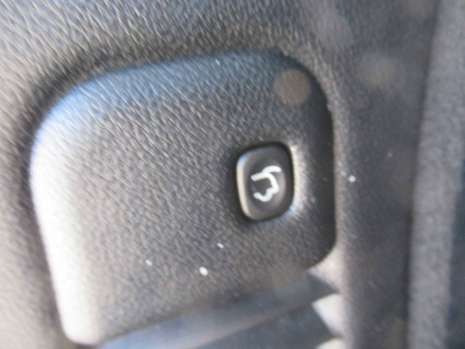 Used 2022 Dodge Durango R/T image 6