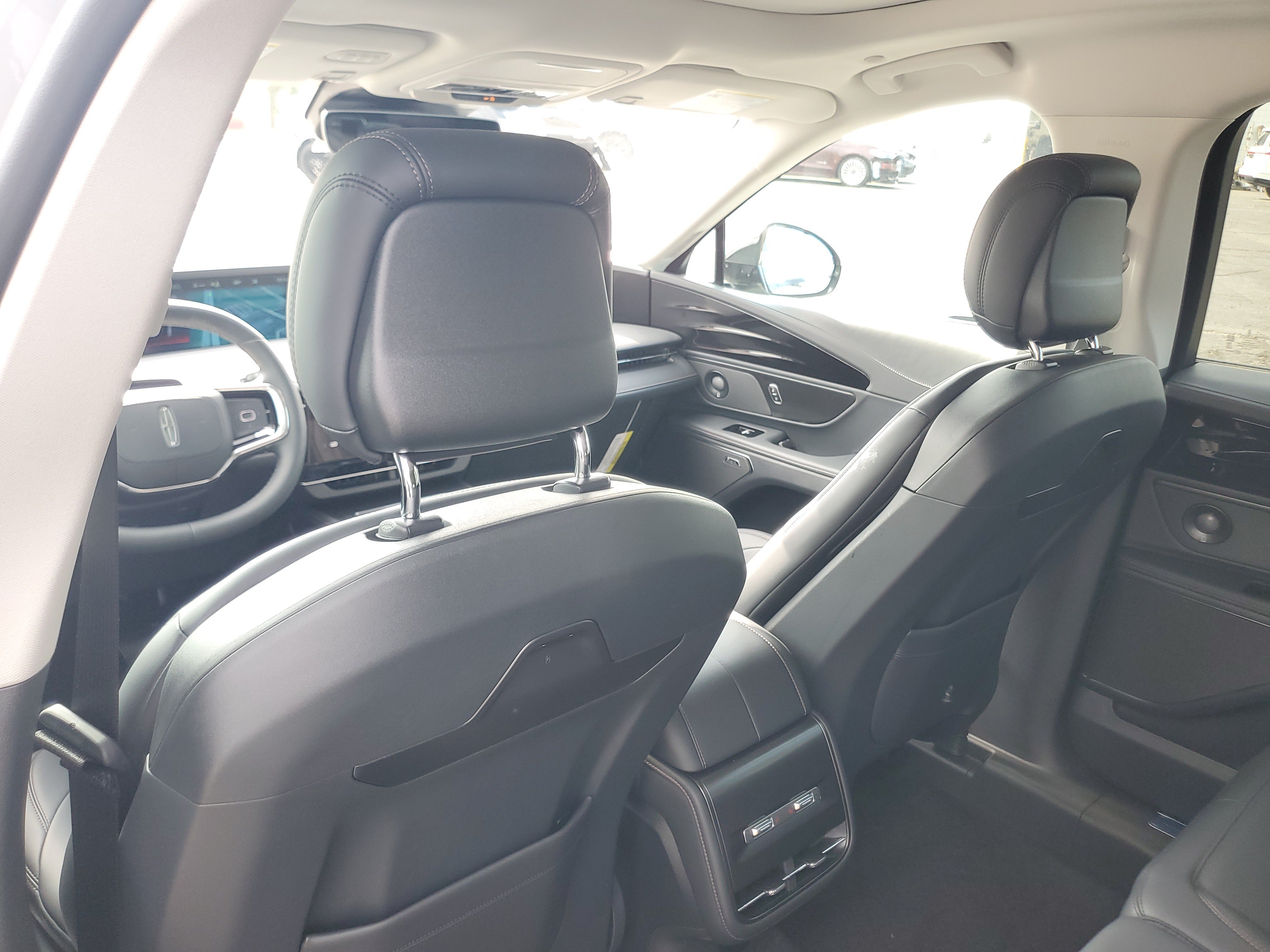 New 2026 Lincoln Nautilus Premier w/ Equipment Group 102A AWD/4WD image 29