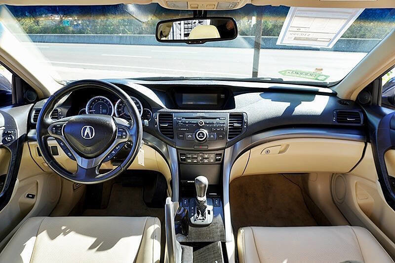 Used 2013 Acura TSX Sedan image 19
