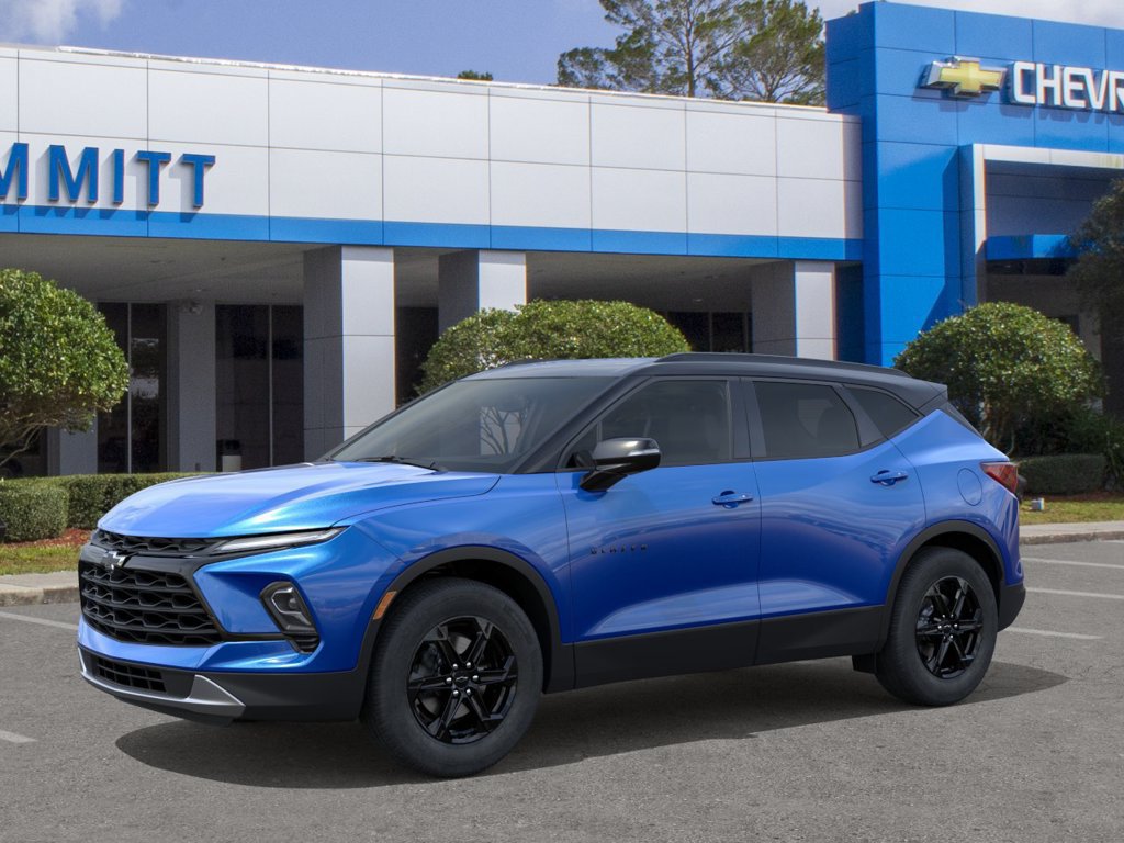 New 2026 Chevrolet Blazer LT w/ Midnight/Sport Edition FWD image 2