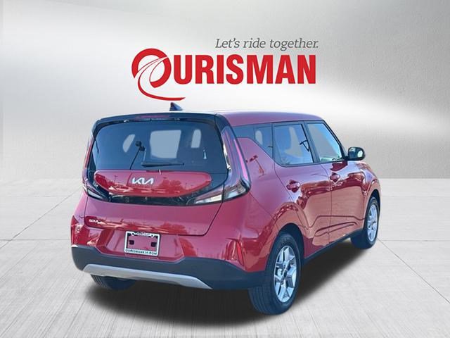 Certified 2025 Kia Soul LX w/ LX Technology Package image 2