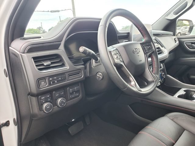 Certified 2024 Chevrolet Suburban RST w/ Luxury Package AWD/4WD image 25