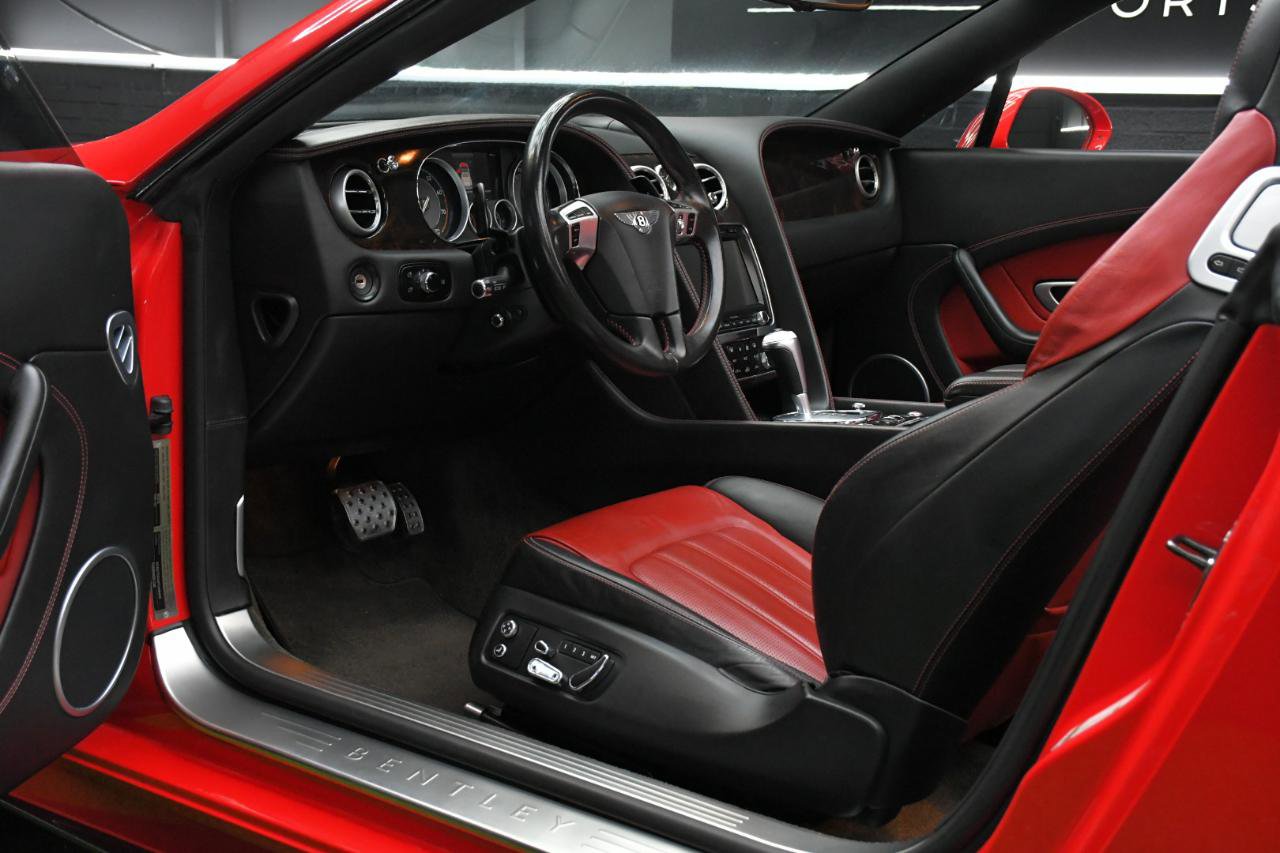 Used 2015 Bentley Continental GT AWD/4WD image 24