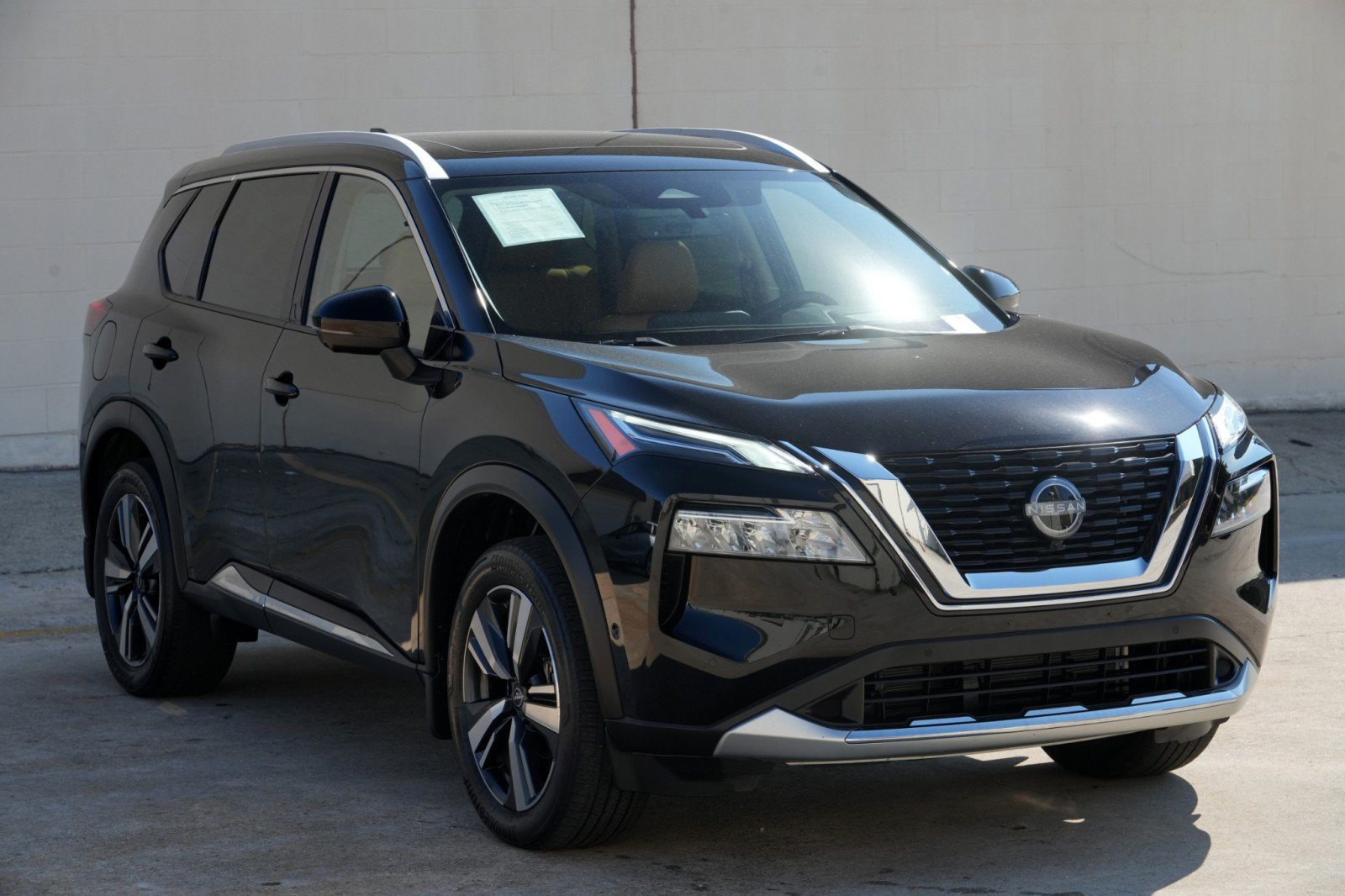 Used 2023 Nissan Rogue Platinum w/ Platinum Premium Package AWD/4WD image 50