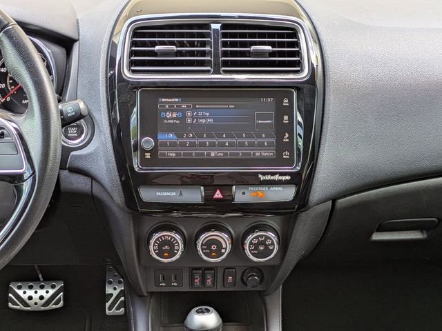 Used 2018 Mitsubishi Outlander Sport SEL FWD image 18