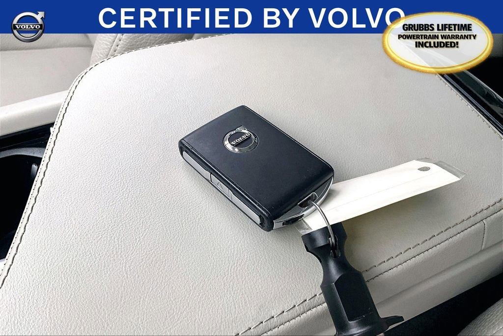 Used 2023 Volvo XC90 T8 Plus w/ Protection Package Premier AWD/4WD image 14