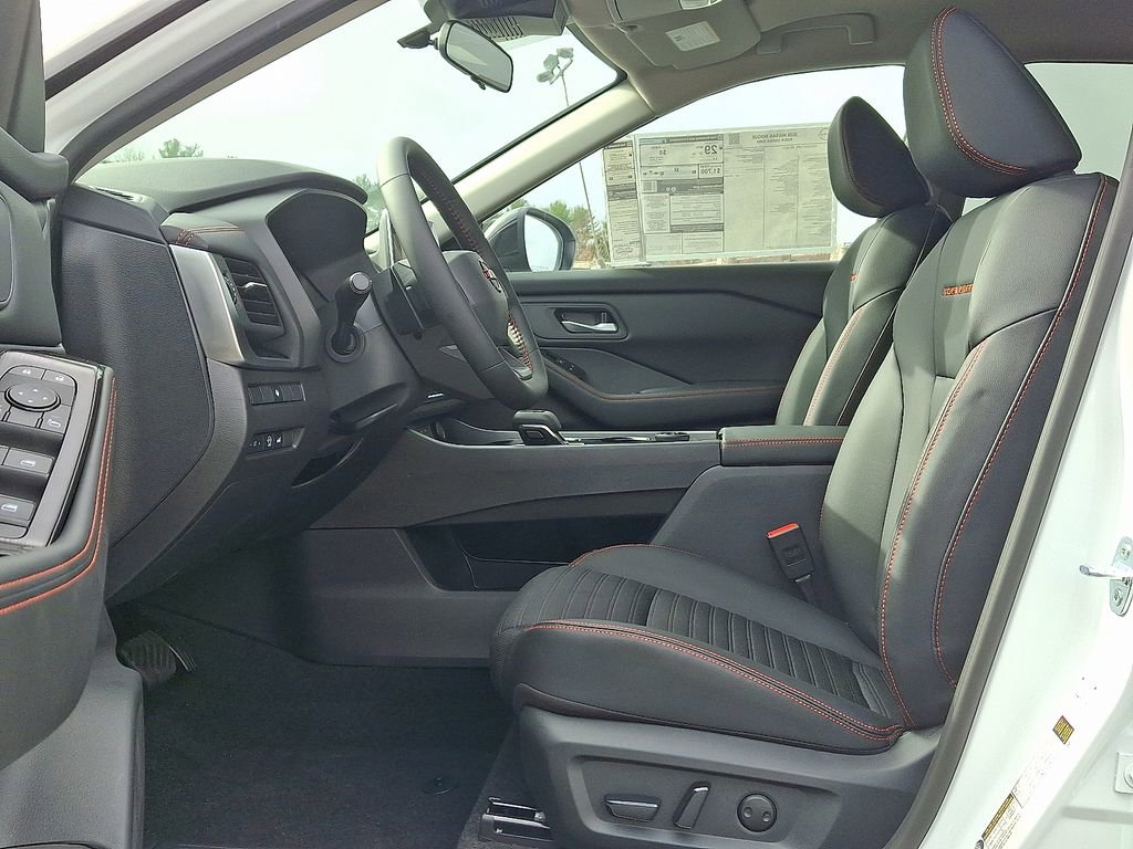 New 2026 Nissan Rogue SV AWD/4WD image 8
