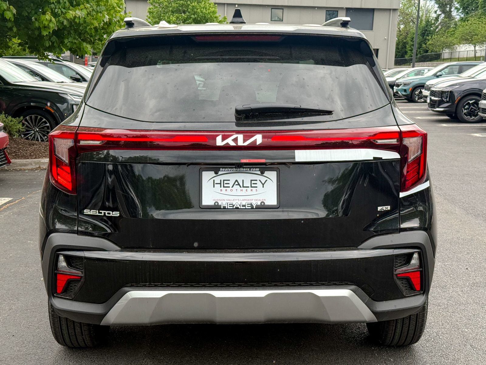 New 2026 Kia Seltos S AWD/4WD image 8