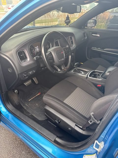 Used 2023 Dodge Charger GT RWD image 3