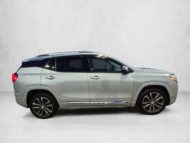 Used 2018 GMC Terrain Denali w/ Advanced Safety Package AWD/4WD image 4