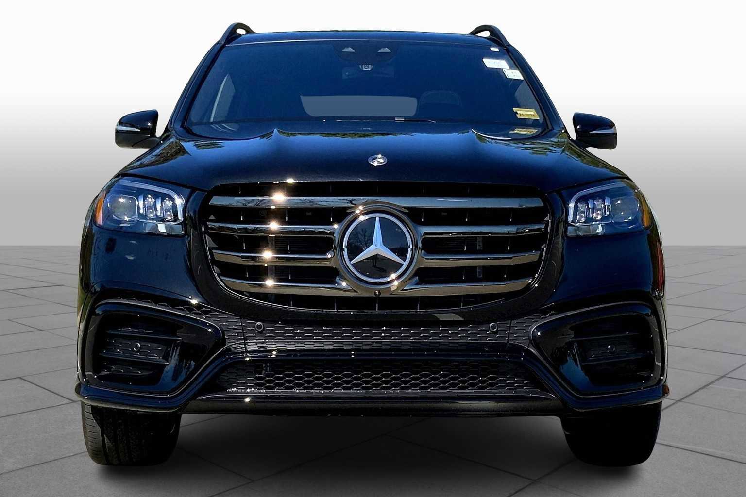 New 2026 Mercedes-Benz GLS 580 4MATIC image 3
