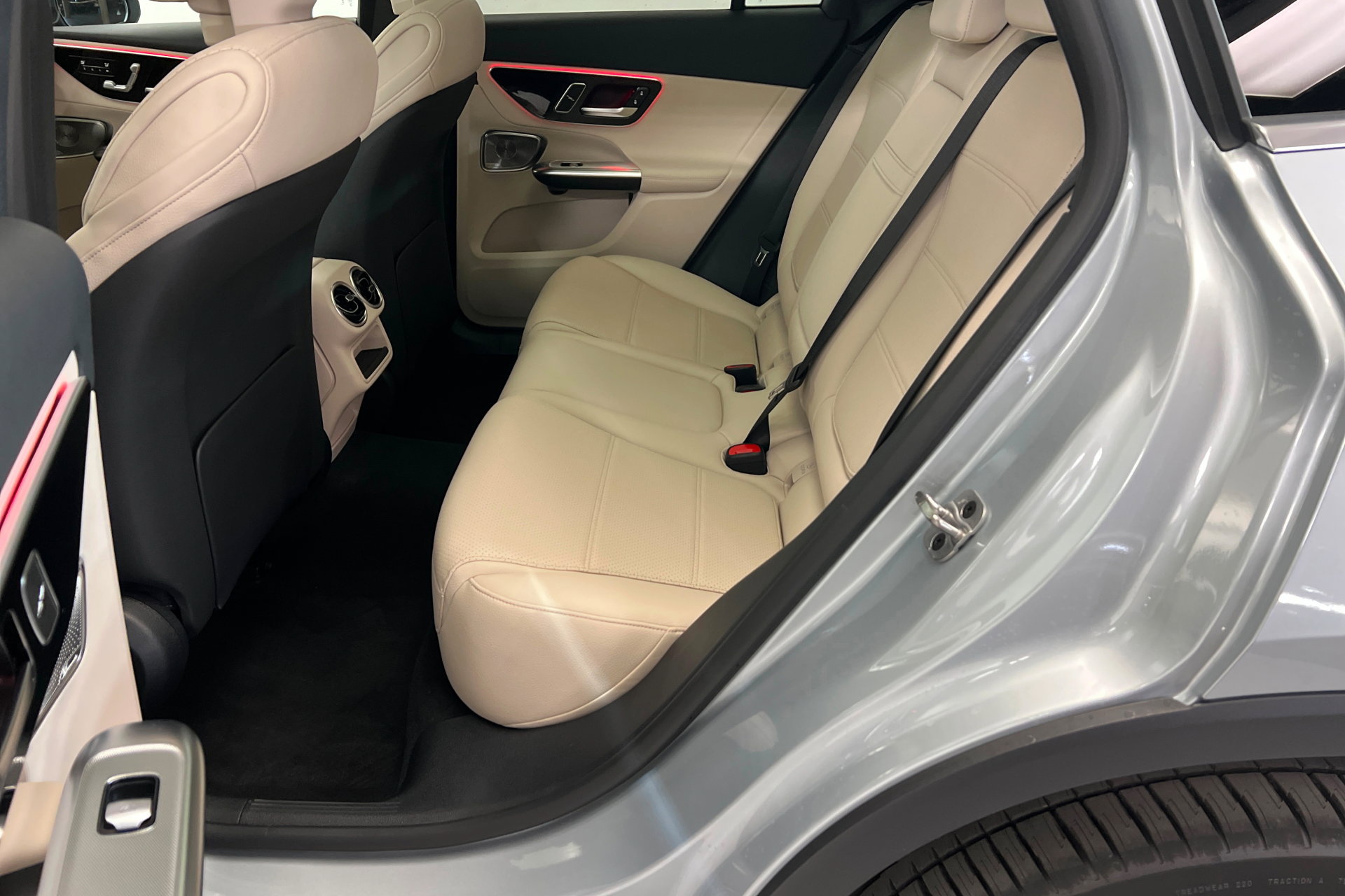 New 2026 Mercedes-Benz GLC 300 4MATIC image 21