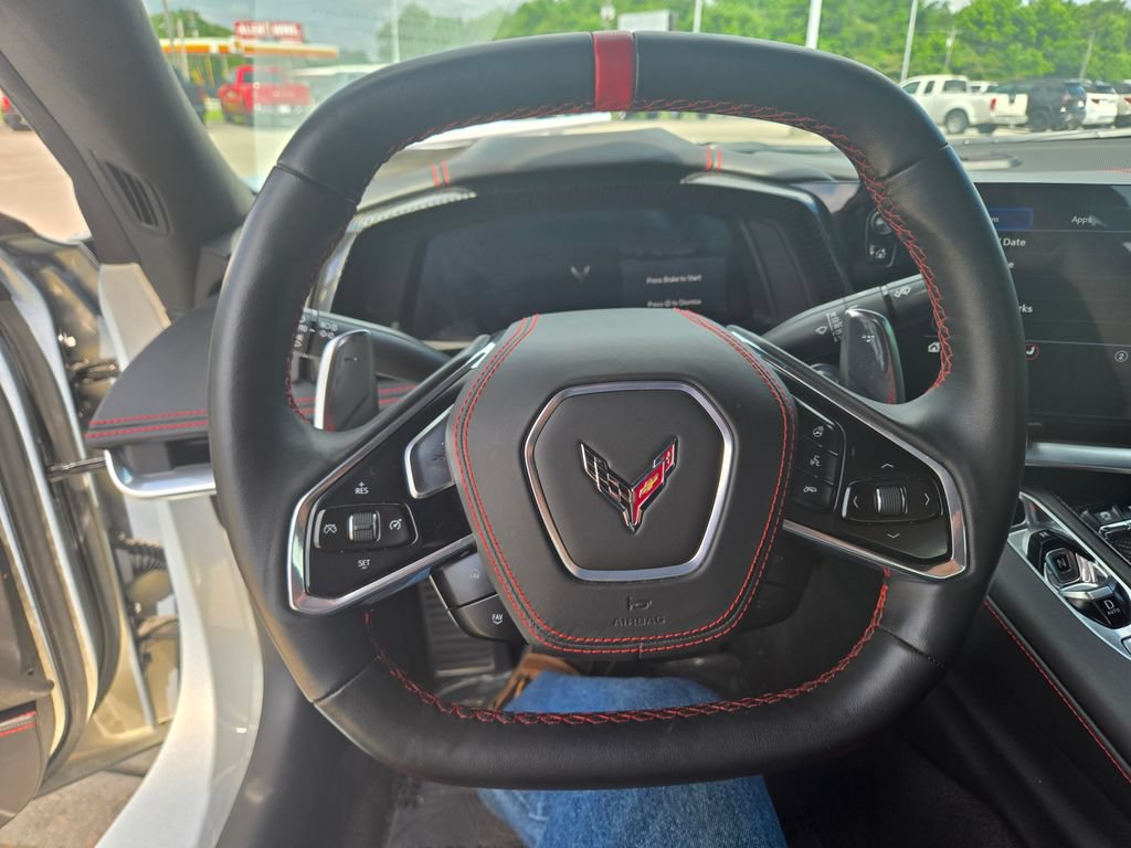 Used 2021 Chevrolet Corvette Stingray Premium Cpe w/ Z51 Performance Package RWD image 8
