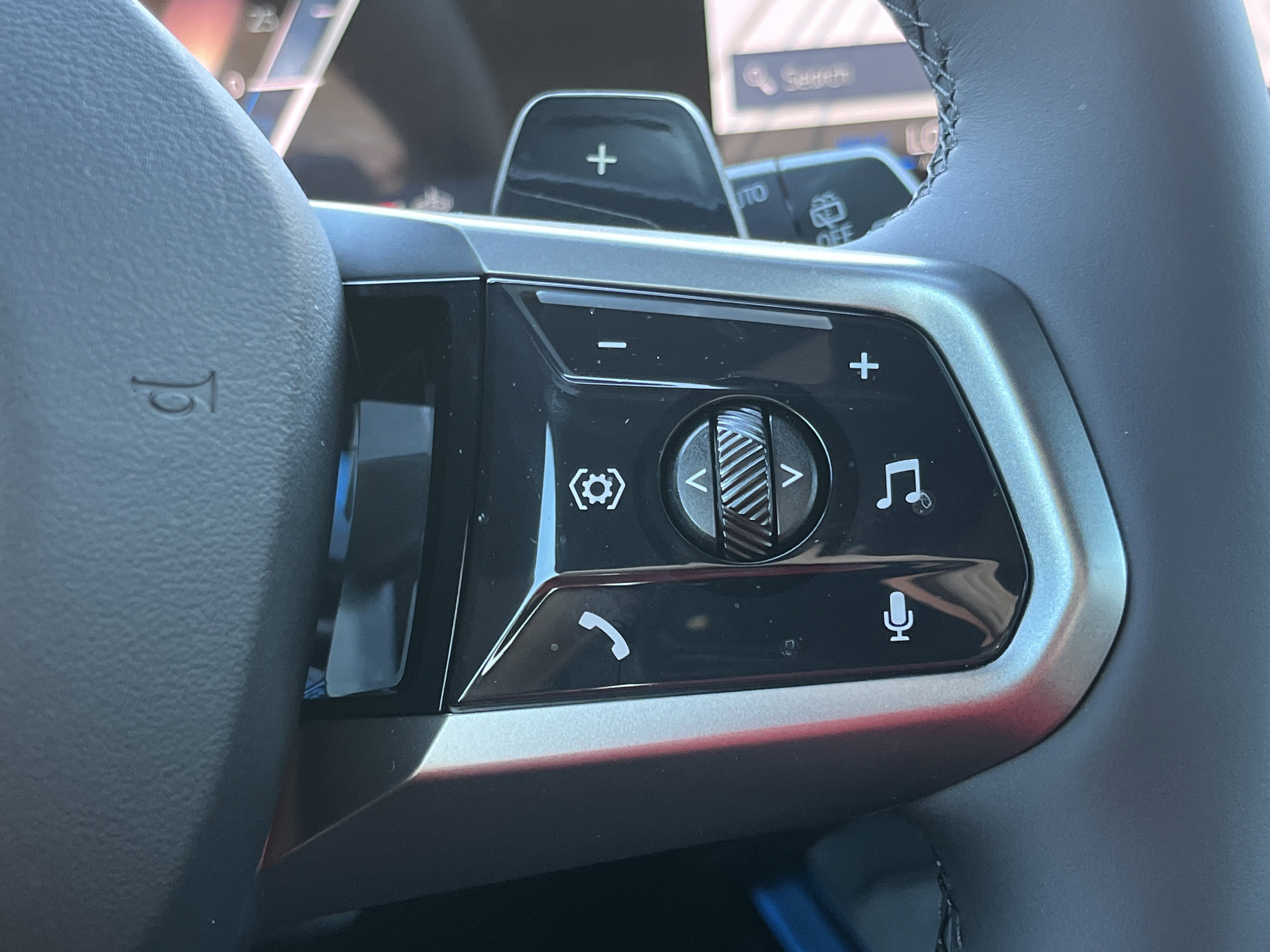 New 2026 BMW X3 xDrive30 w/ M Sport Package image 12