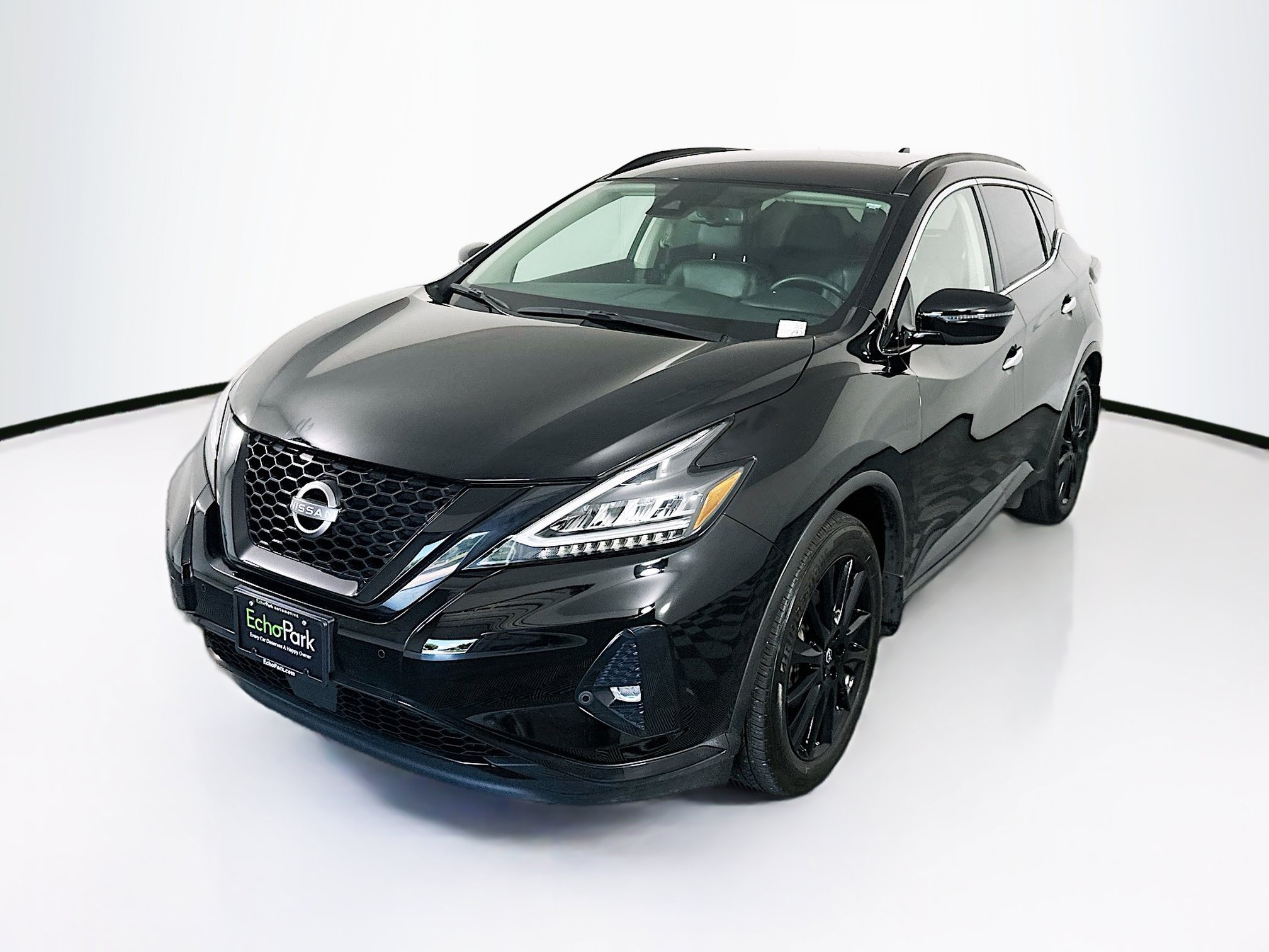 Used 2024 Nissan Murano SV w/ SV Midnight Edition Package FWD image 3