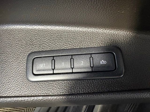 Used 2020 Chevrolet Suburban LT image 26