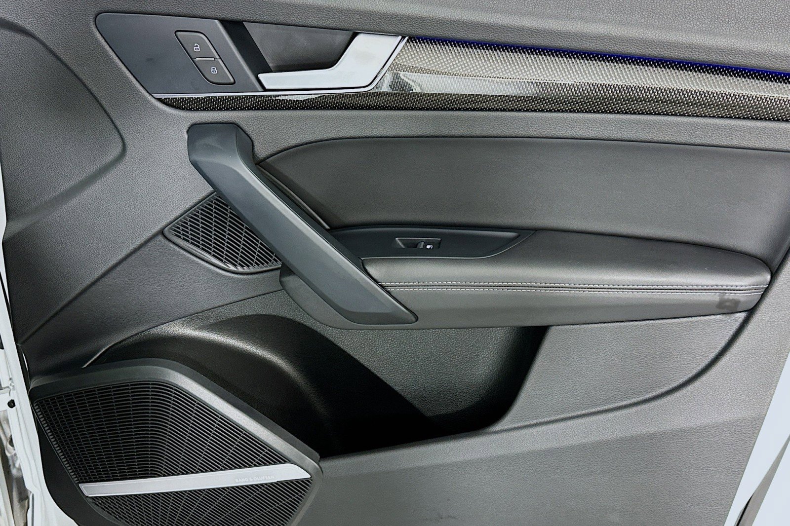 Used 2022 Audi SQ5 Prestige w/ Prestige Package image 23