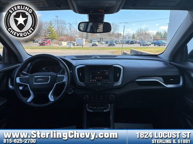 Used 2024 GMC Terrain SLE image 14