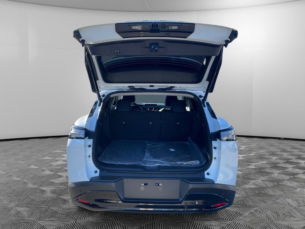 Certified 2025 Nissan Murano SV image 11