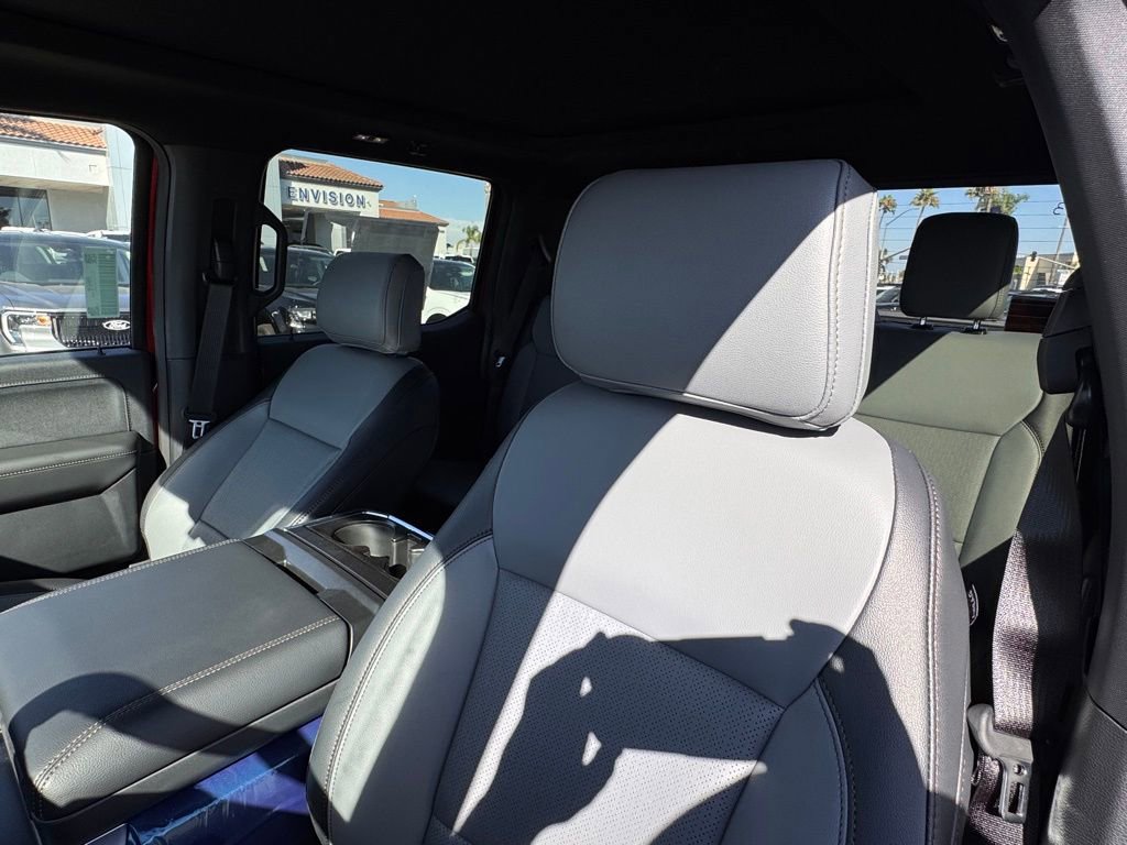 New 2025 Ford F150 Lightning Lariat image 19