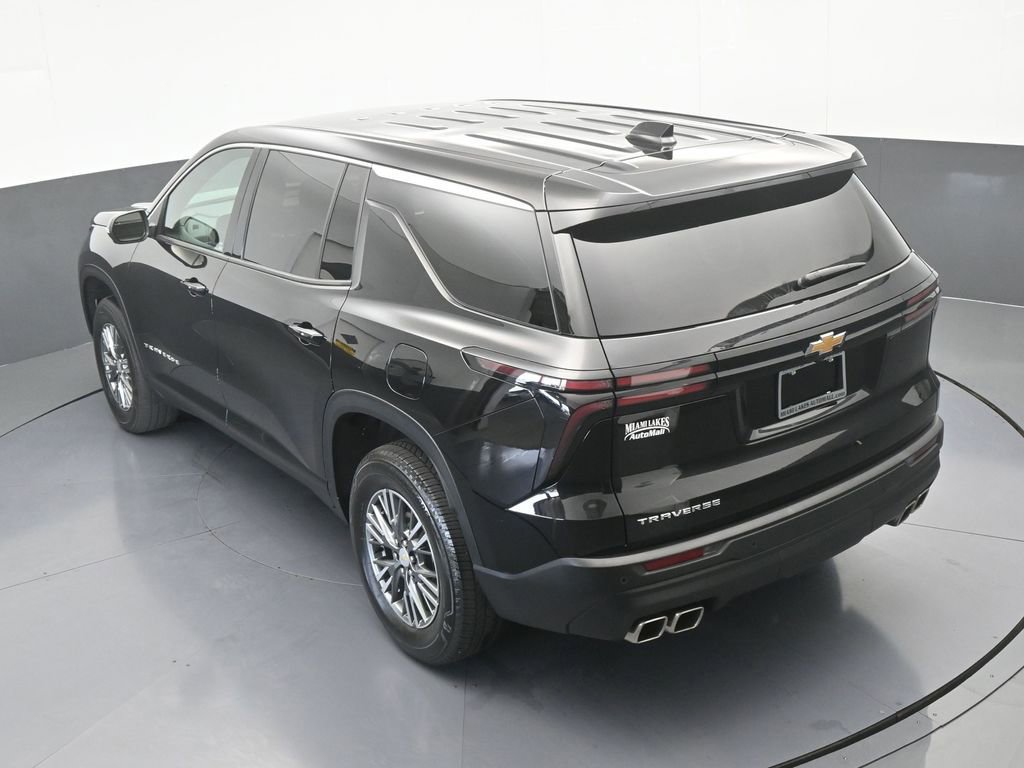 Used 2024 Chevrolet Traverse LS image 57