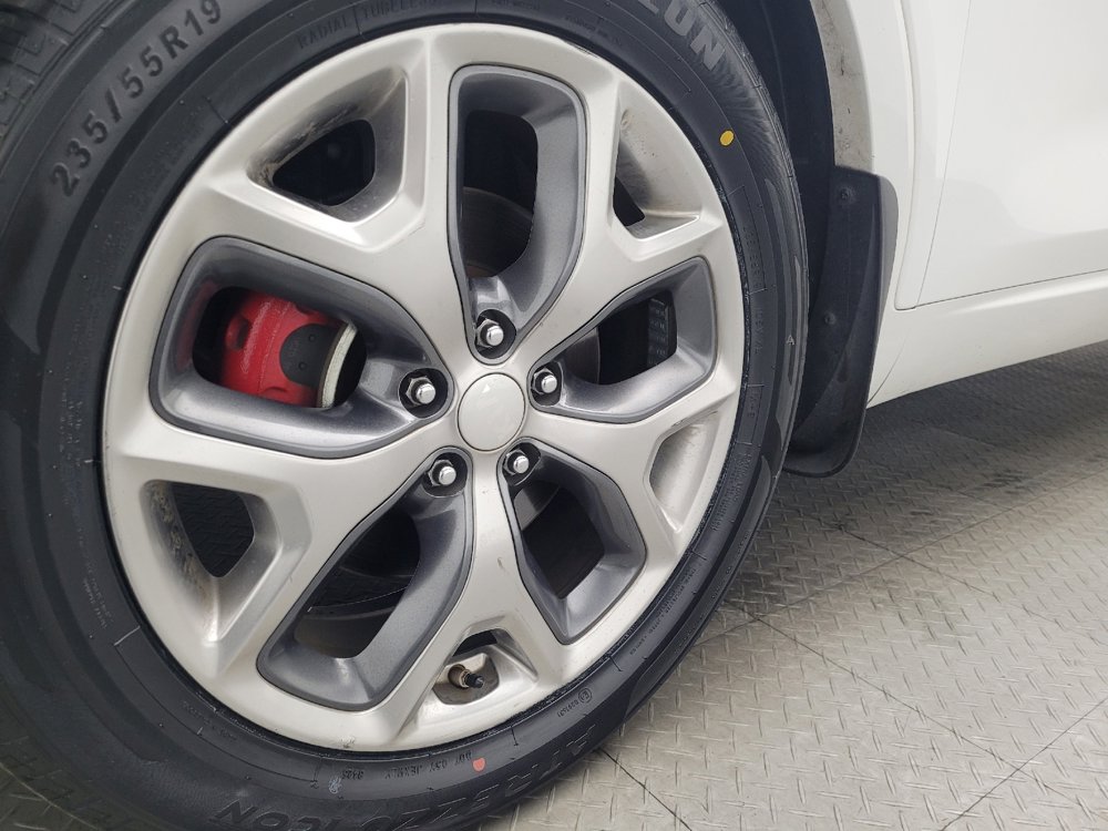 Used 2016 Kia Sorento SX image 31