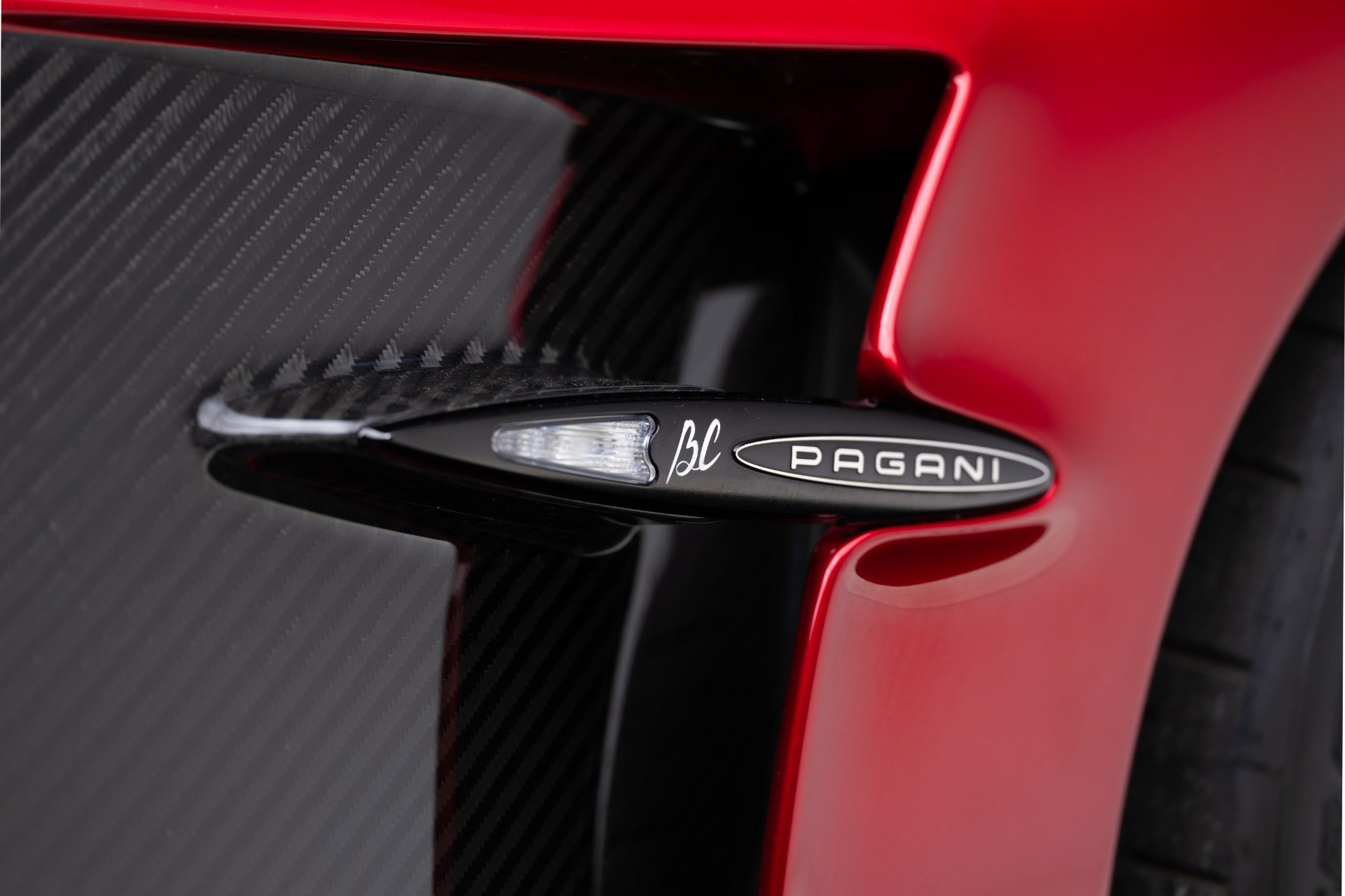 Used 2020 Pagani Huayra image 16