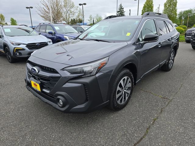 Used 2024 Subaru Outback Premium image 1
