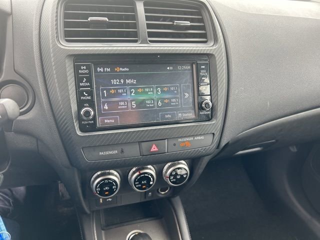 Used 2024 Mitsubishi Outlander Sport SE AWD/4WD image 9