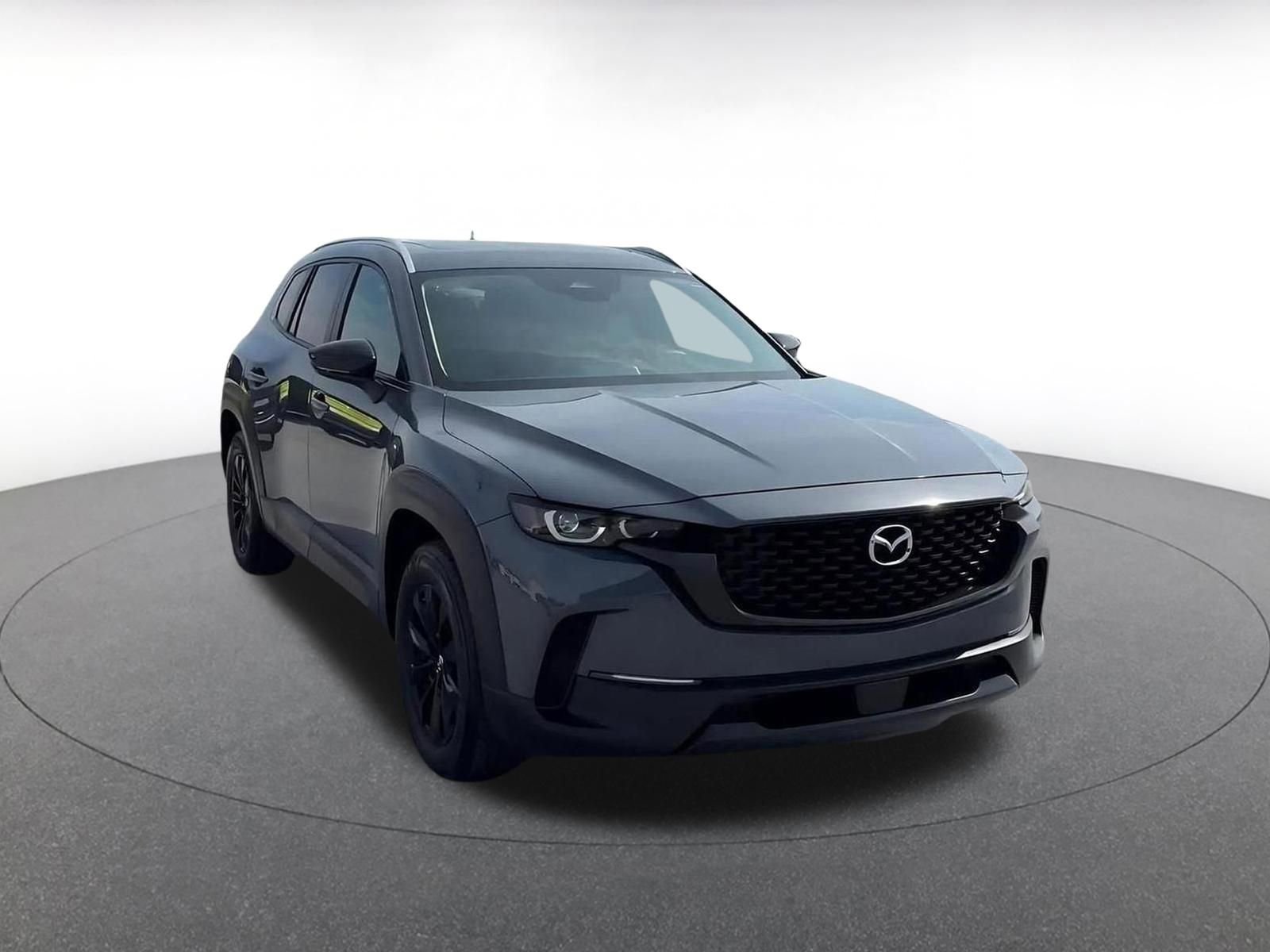 Used 2025 Nissan Versa SV image 3