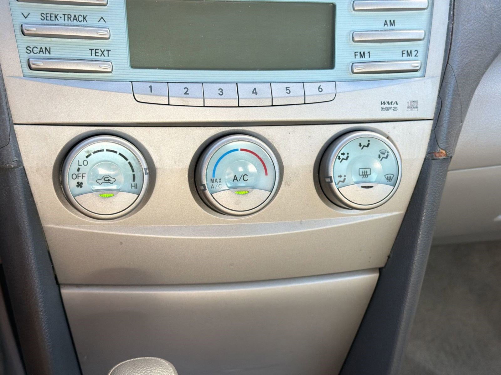 Used 2007 Toyota Camry LE image 19