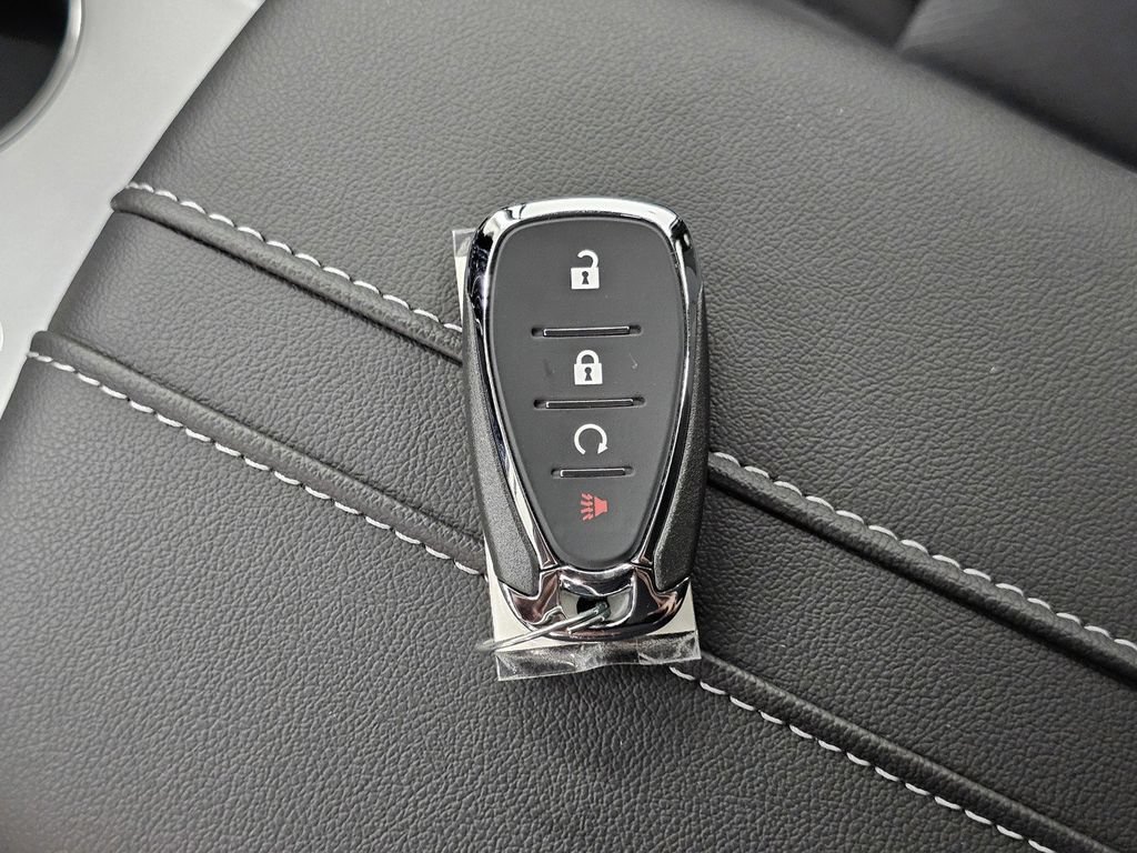 Used 2026 Chevrolet Blazer LT FWD image 33