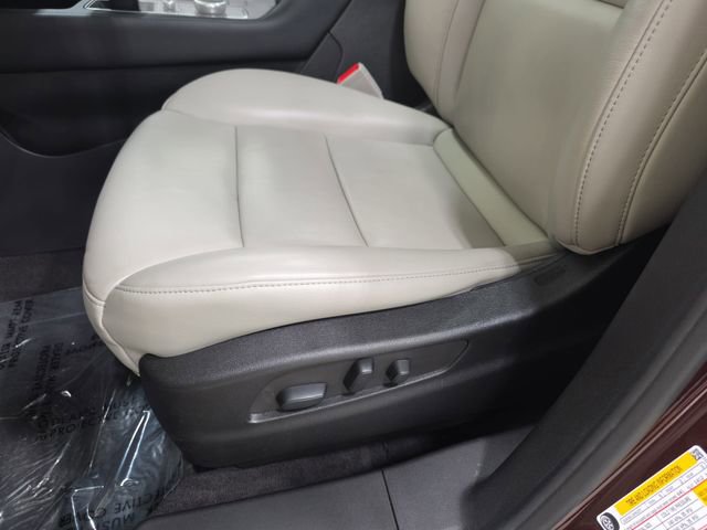 Certified 2022 Cadillac XT4 Premium Luxury w/ Enhanced Visibility Package image 26