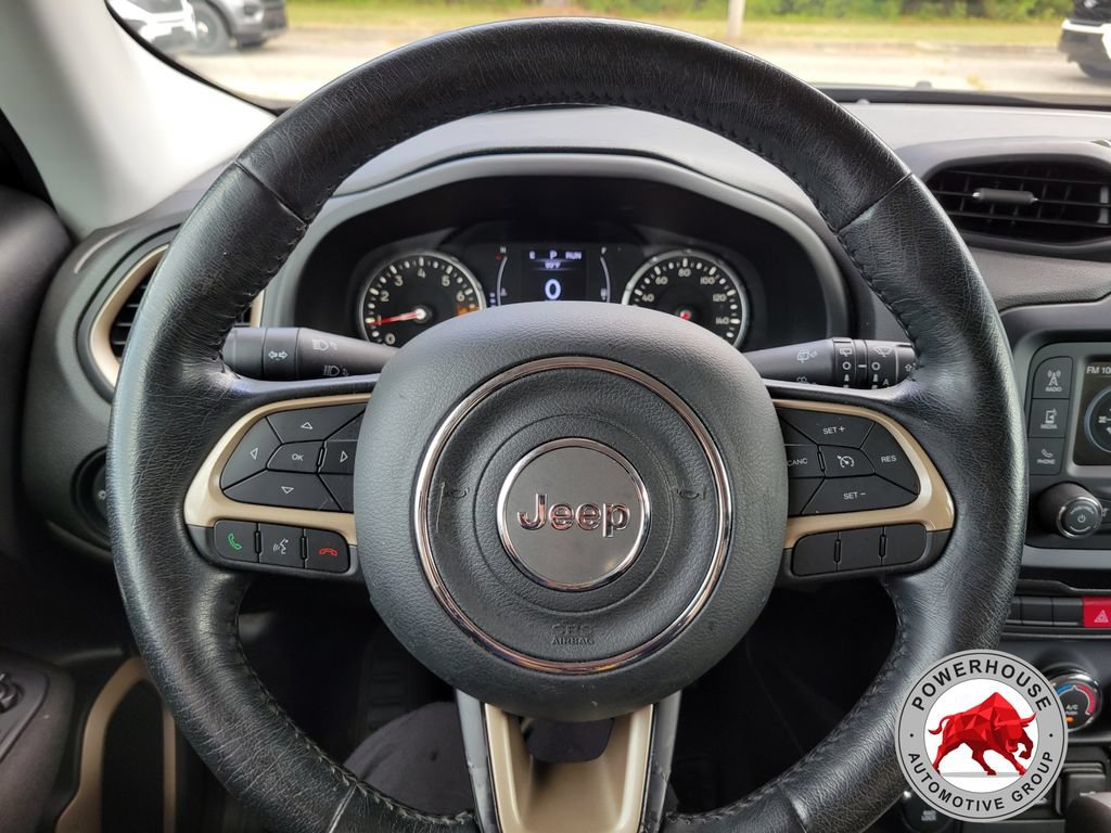 Used 2017 Jeep Renegade Latitude w/ Cold Weather Group AWD/4WD image 33
