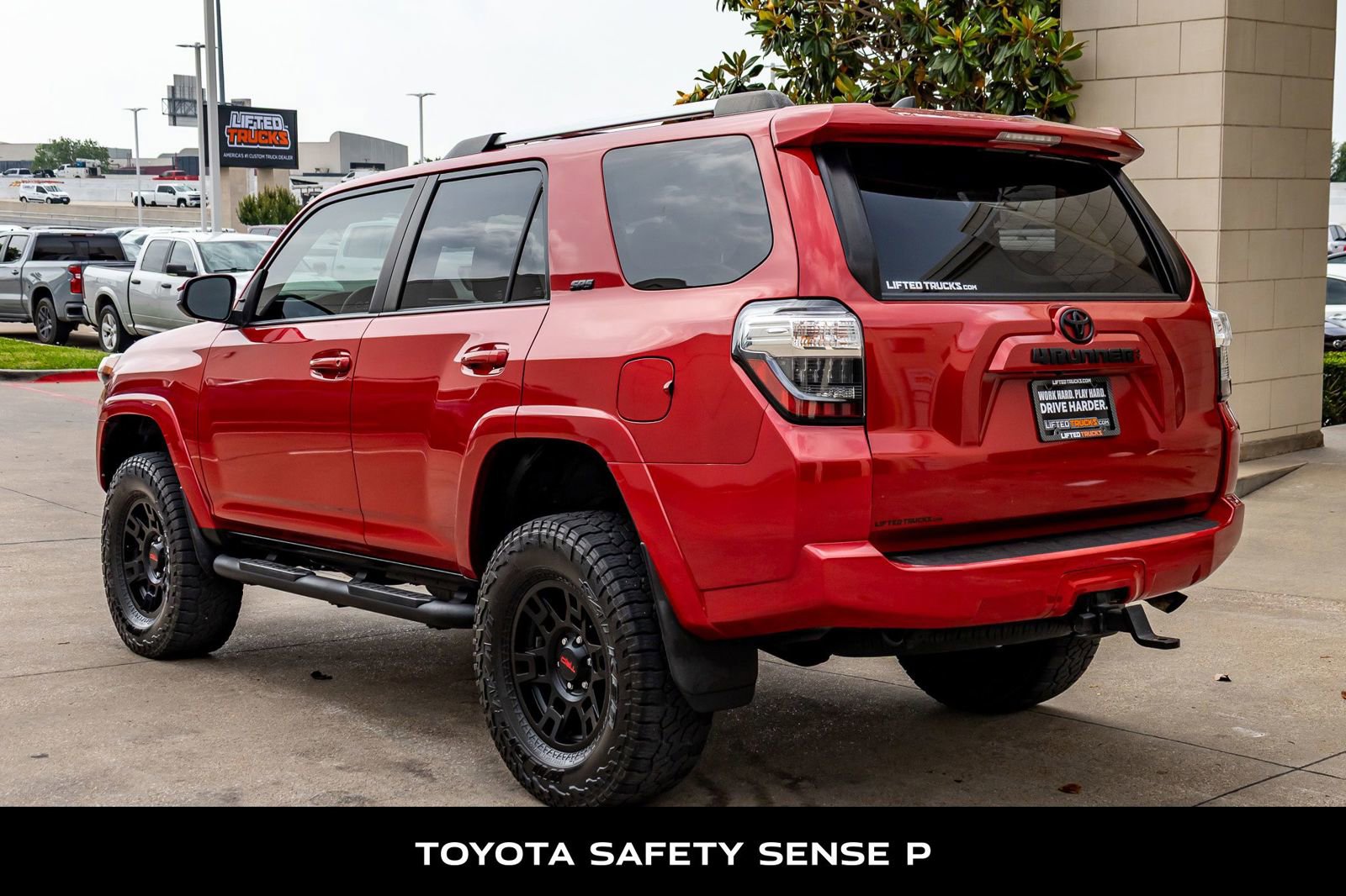 Used 2022 Toyota 4Runner SR5 AWD/4WD image 6