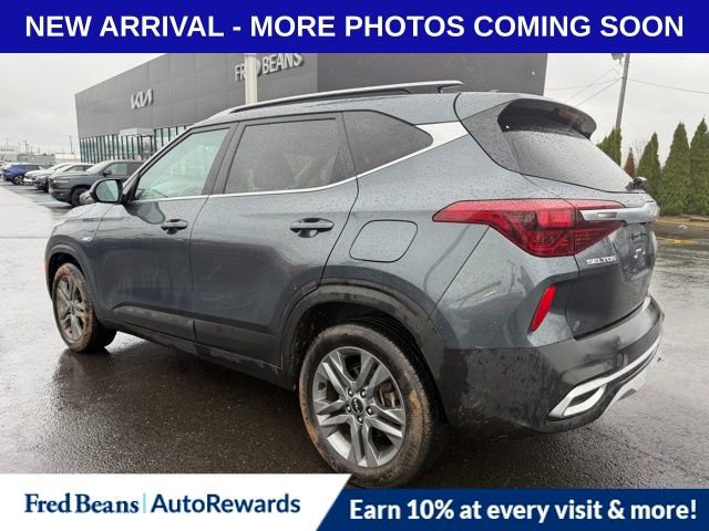 Used 2023 Kia Seltos S image 5