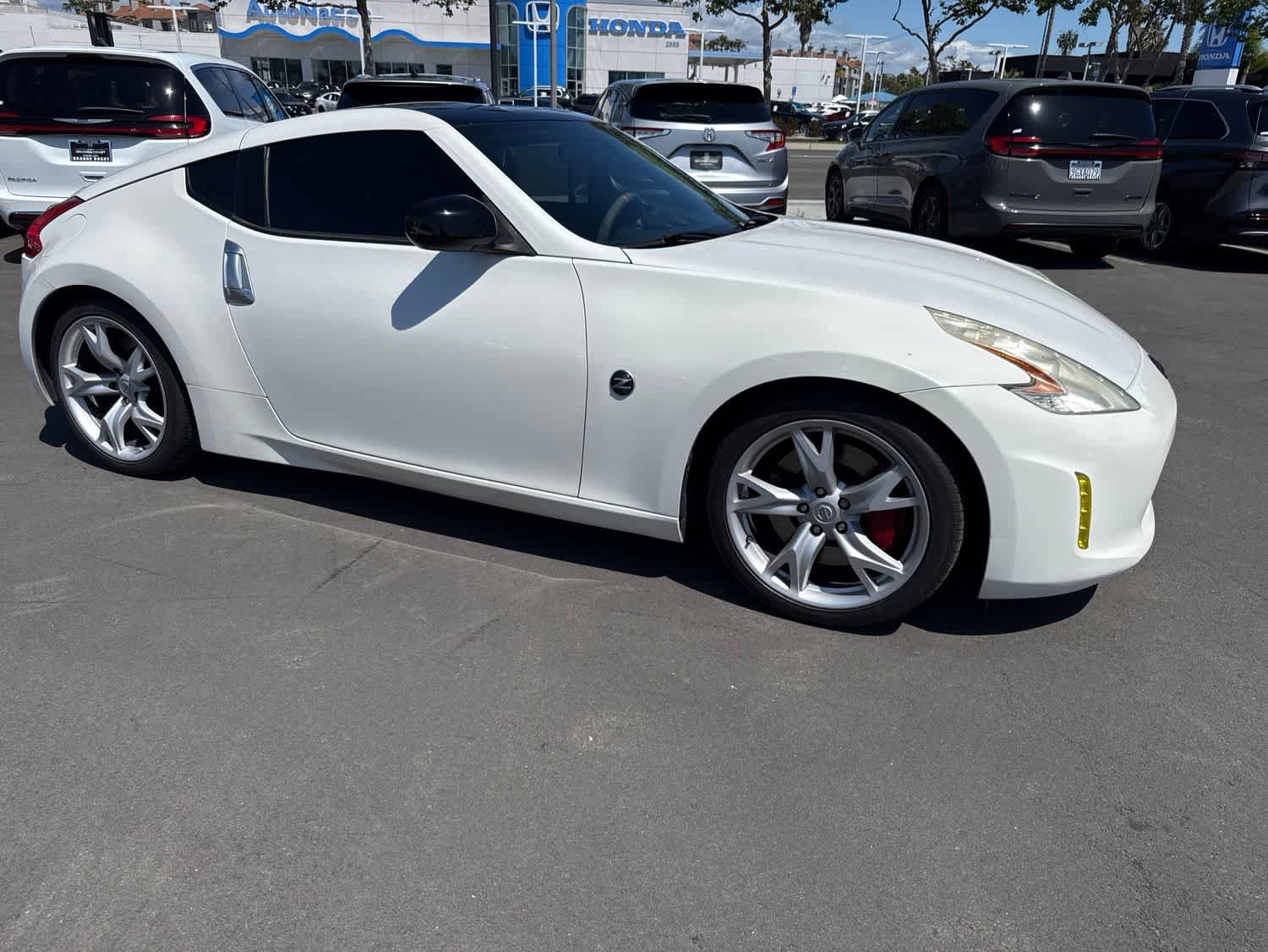 Used 2013 Nissan 370Z Coupe w/ Sport Pkg RWD image 12
