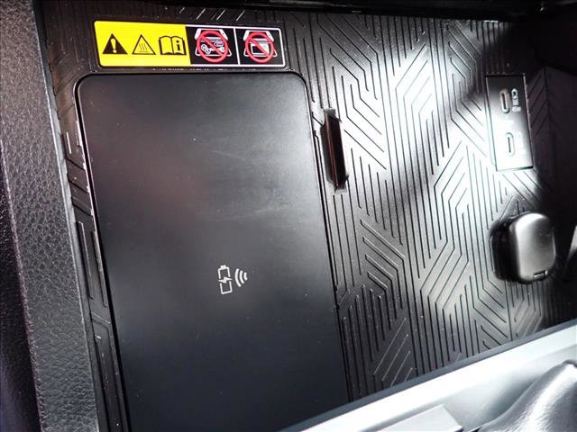 Used 2025 Toyota Tacoma SR5 image 15