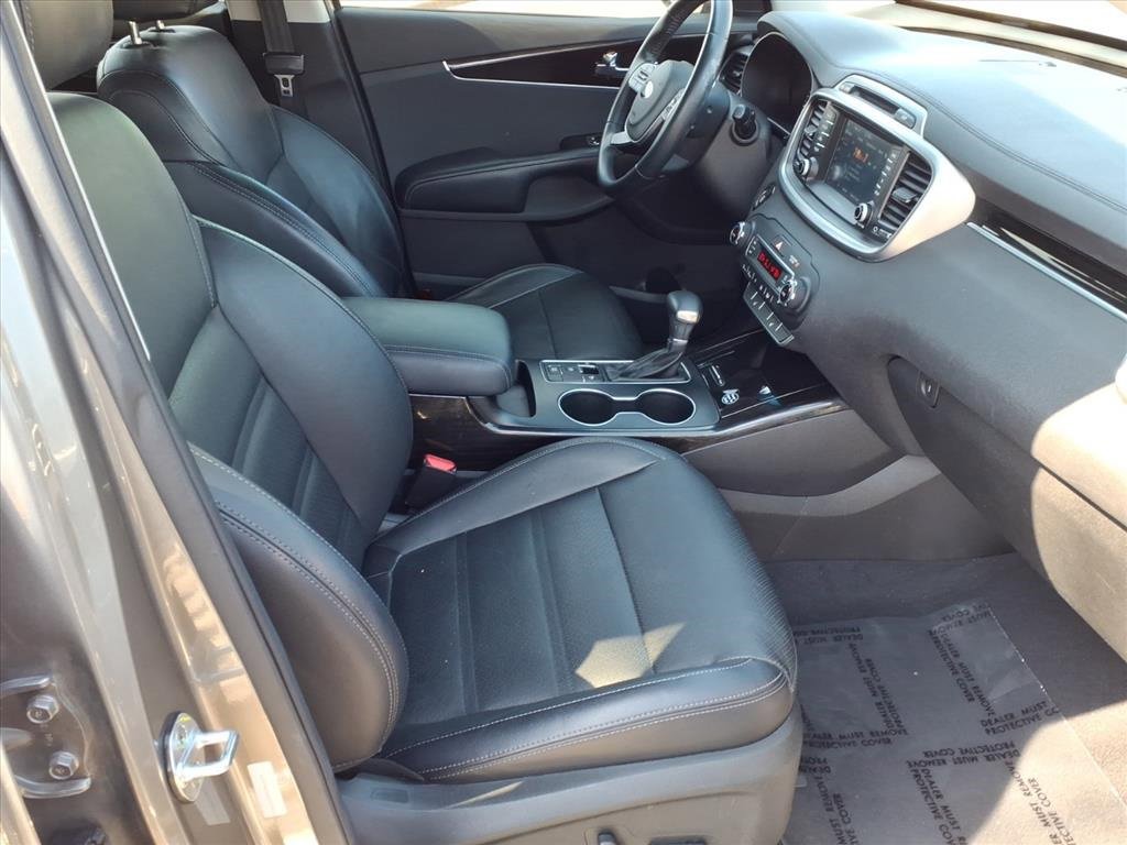 Used 2019 Kia Sorento EX image 19