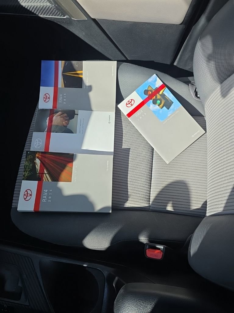 Used 2015 Toyota RAV4 LE w/ Preferred Accessory Package image 23