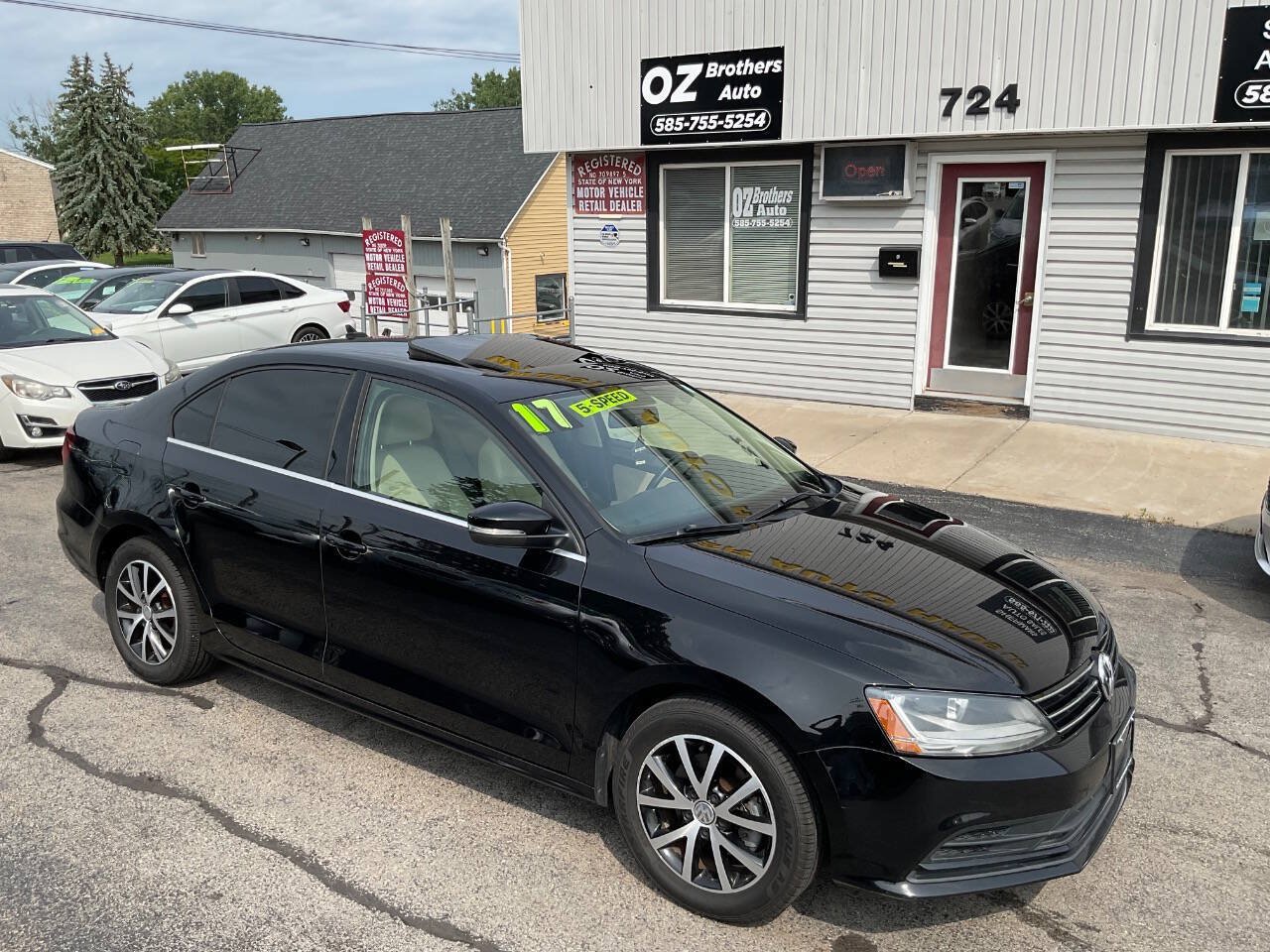 Used 2017 Volkswagen Jetta SE FWD image 3