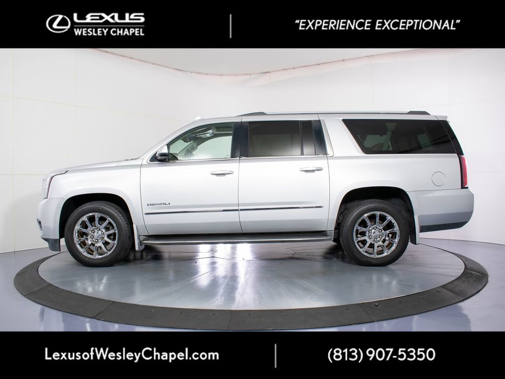 Used 2016 GMC Yukon XL Denali RWD image 10