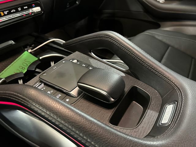 Used 2021 Mercedes-Benz GLE 350 4MATIC image 18