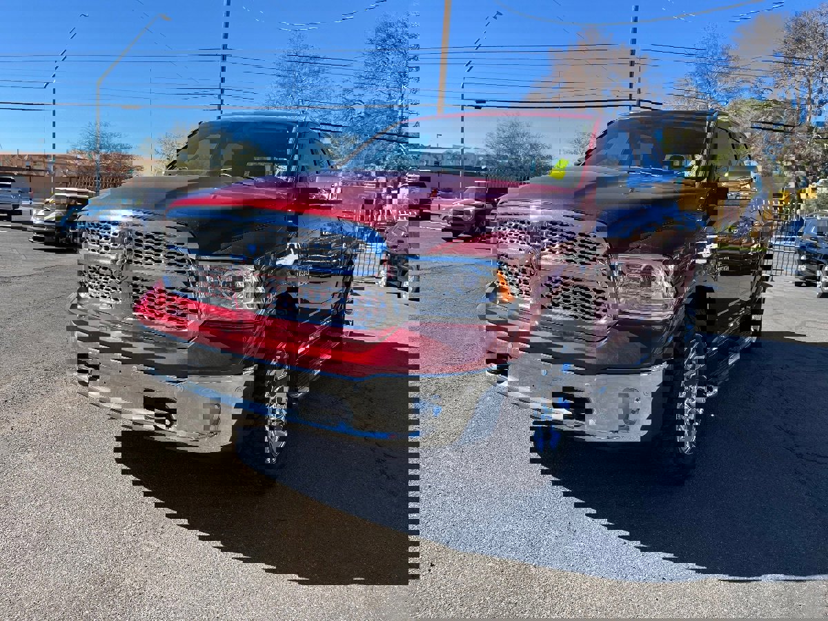 Used 2014 RAM 1500 Laramie w/ Convenience Group image 11