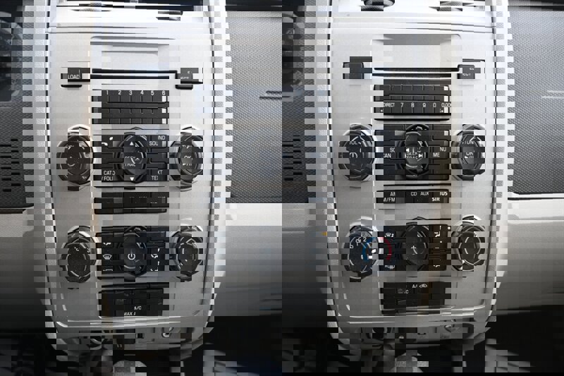 Used 2009 Ford Escape XLT image 35