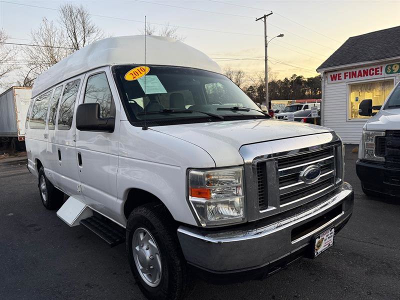 Used 2010 Ford E-250 and Econoline 250 Extended image 4