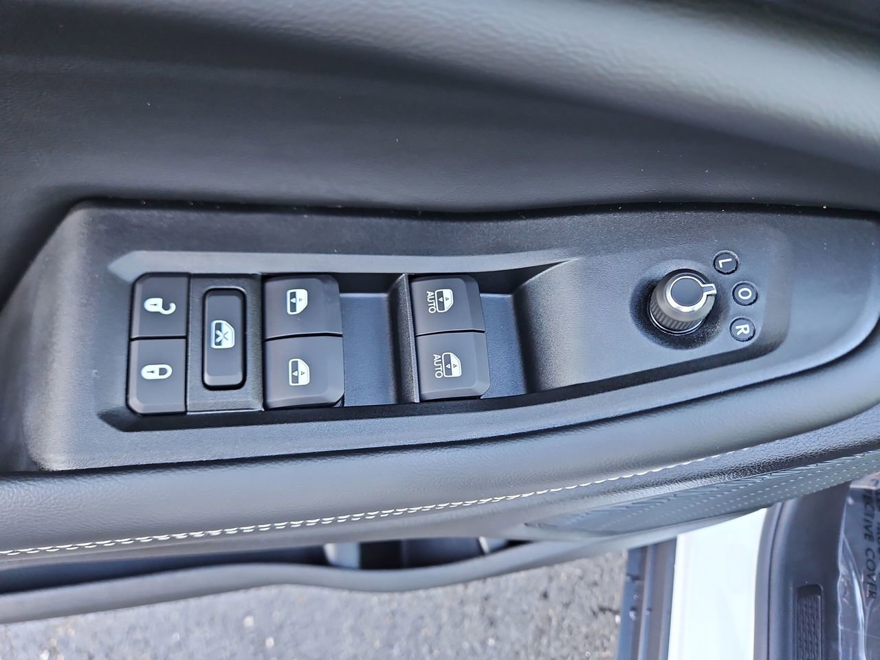 New 2025 Jeep Grand Cherokee L Altitude image 21